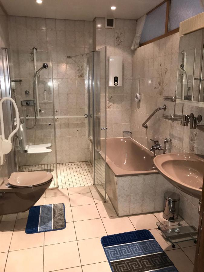 הוילה קובלנץ Ferienhaus Loehr Mit Treppenlift מראה חיצוני תמונה